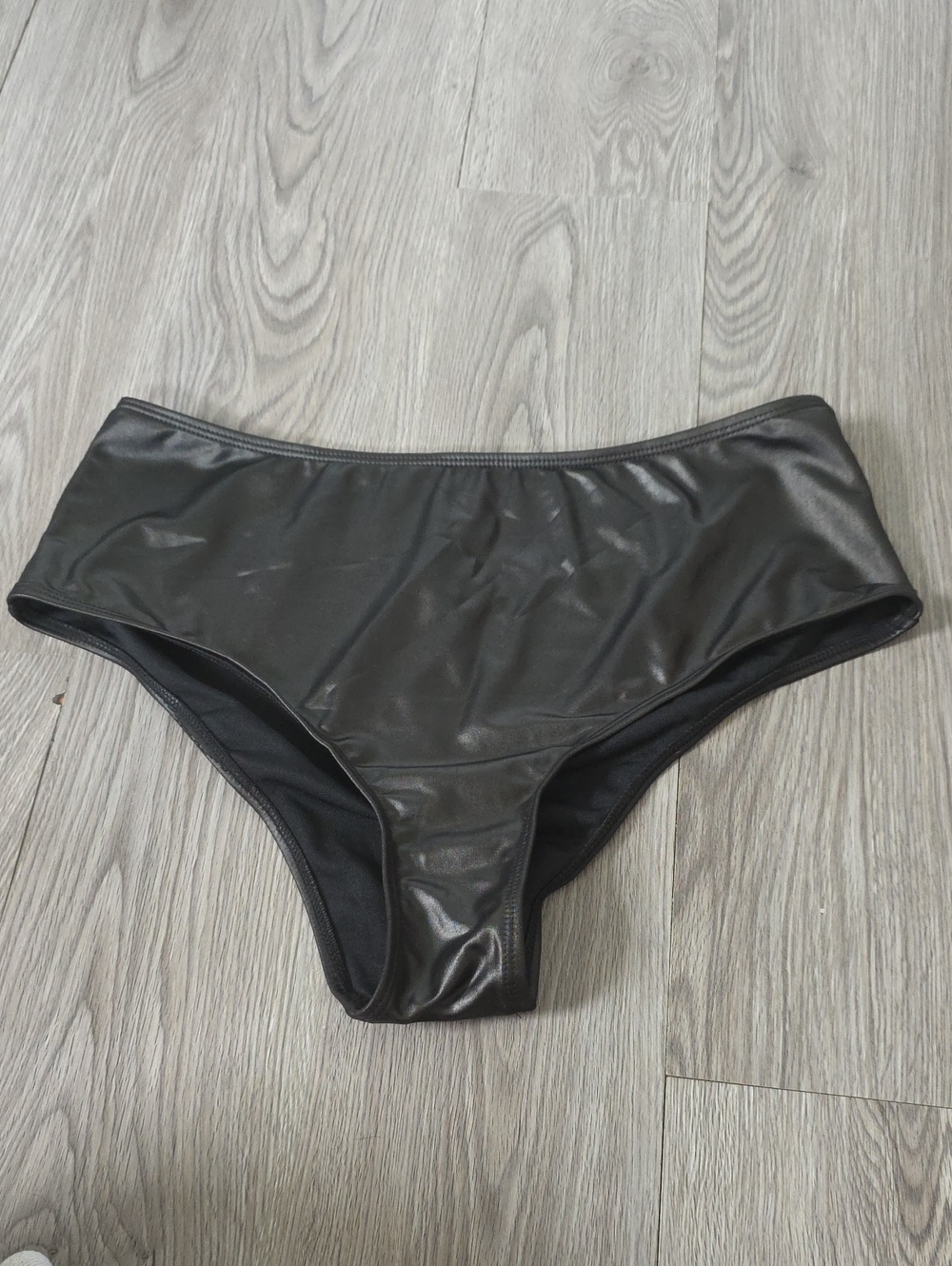 112 - SHEIN Black High-Waist Bikini Bottoms
